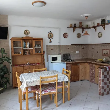 Rozsakert Vendeghaz Apartment Szomolya Exterior photo