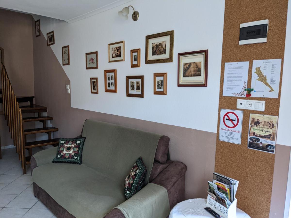 Apartment Rozsakert Vendeghaz Szomolya