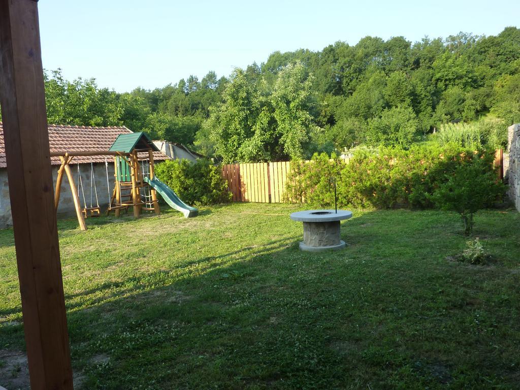 Rozsakert Vendeghaz Apartament